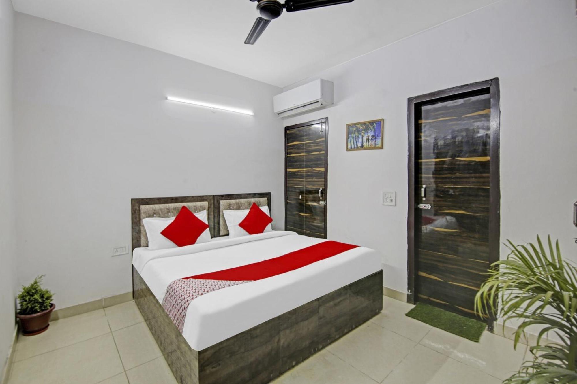 Hotel Green Olive Yeni Delhi Dış mekan fotoğraf