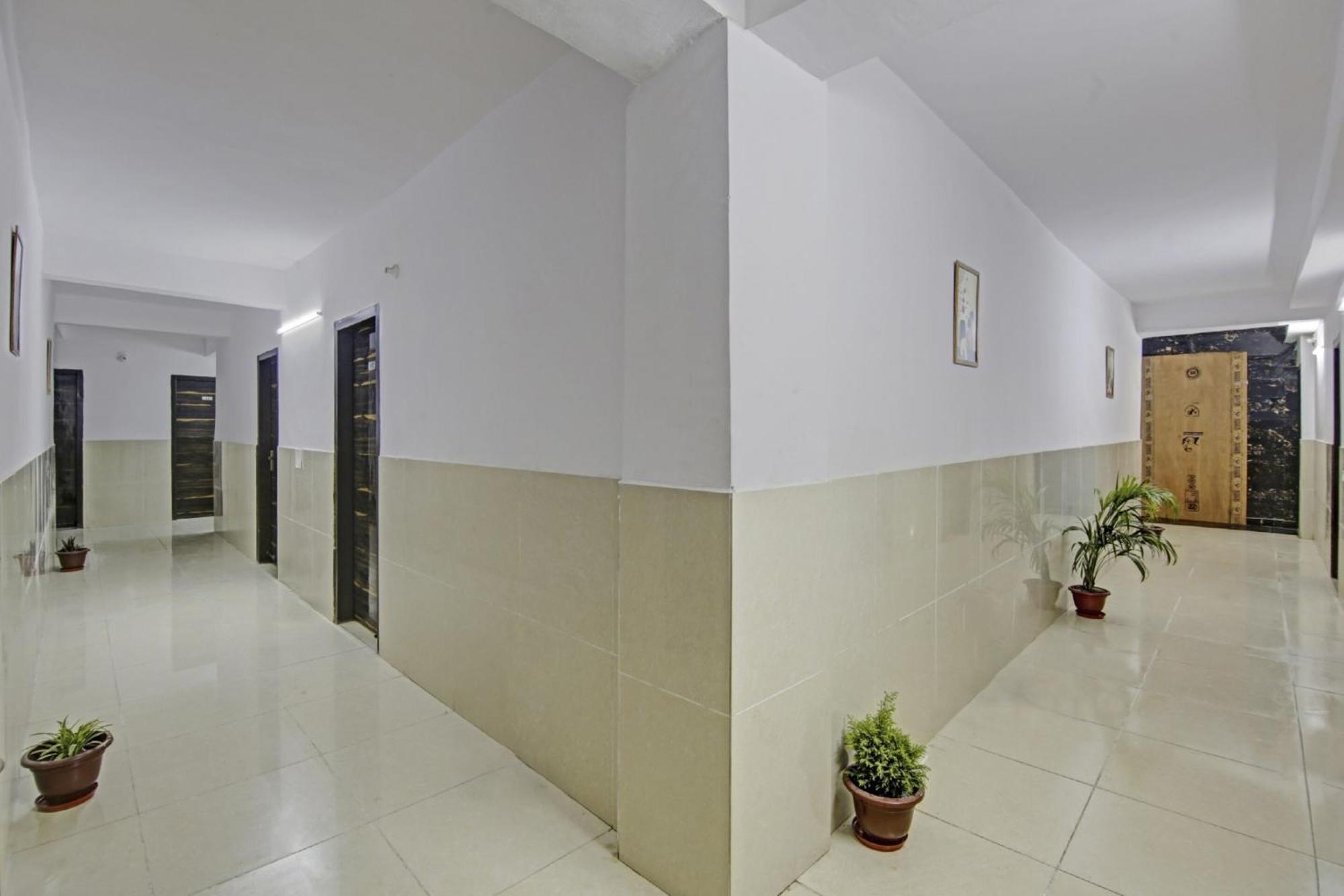 Hotel Green Olive Yeni Delhi Dış mekan fotoğraf
