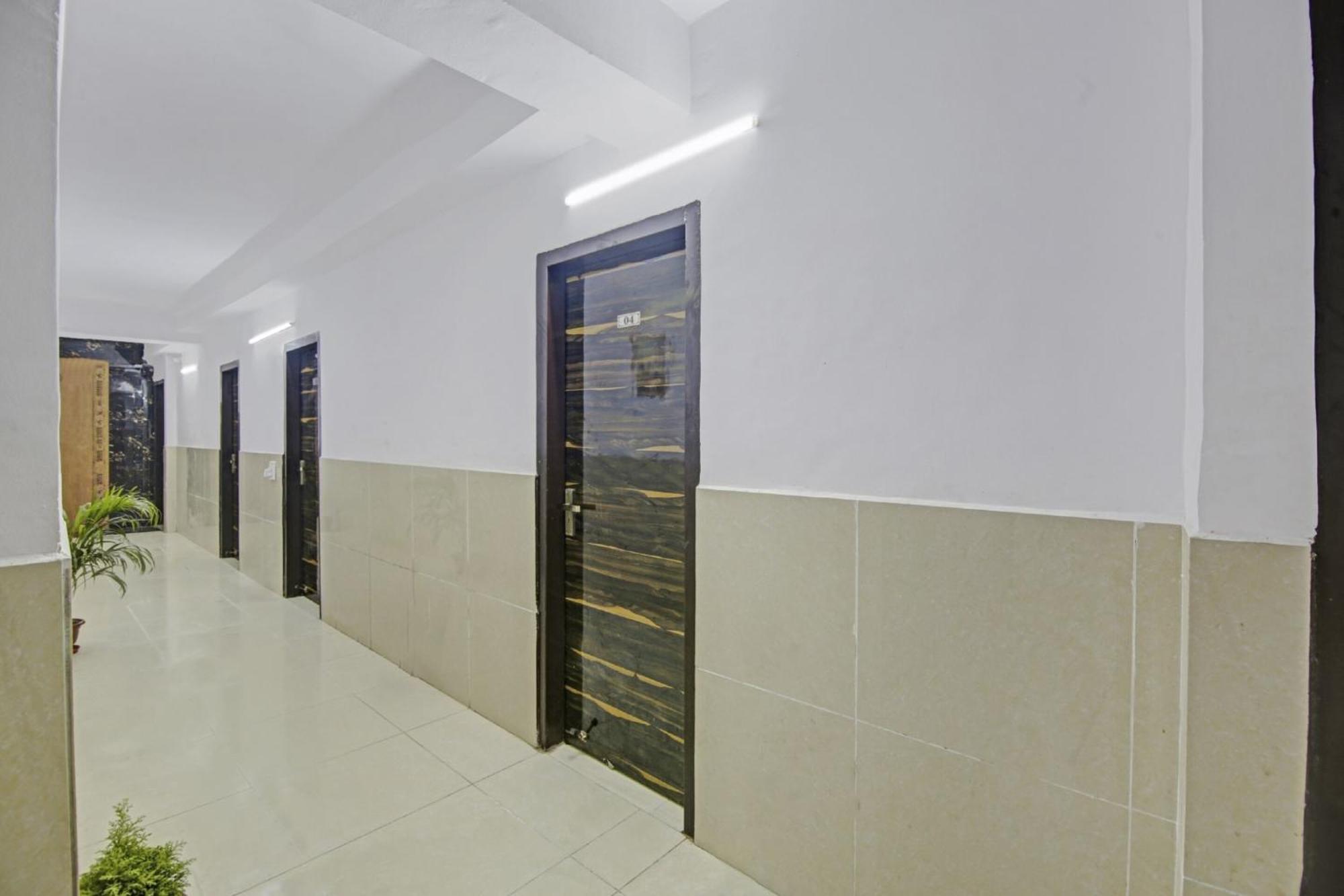 Hotel Green Olive Yeni Delhi Dış mekan fotoğraf