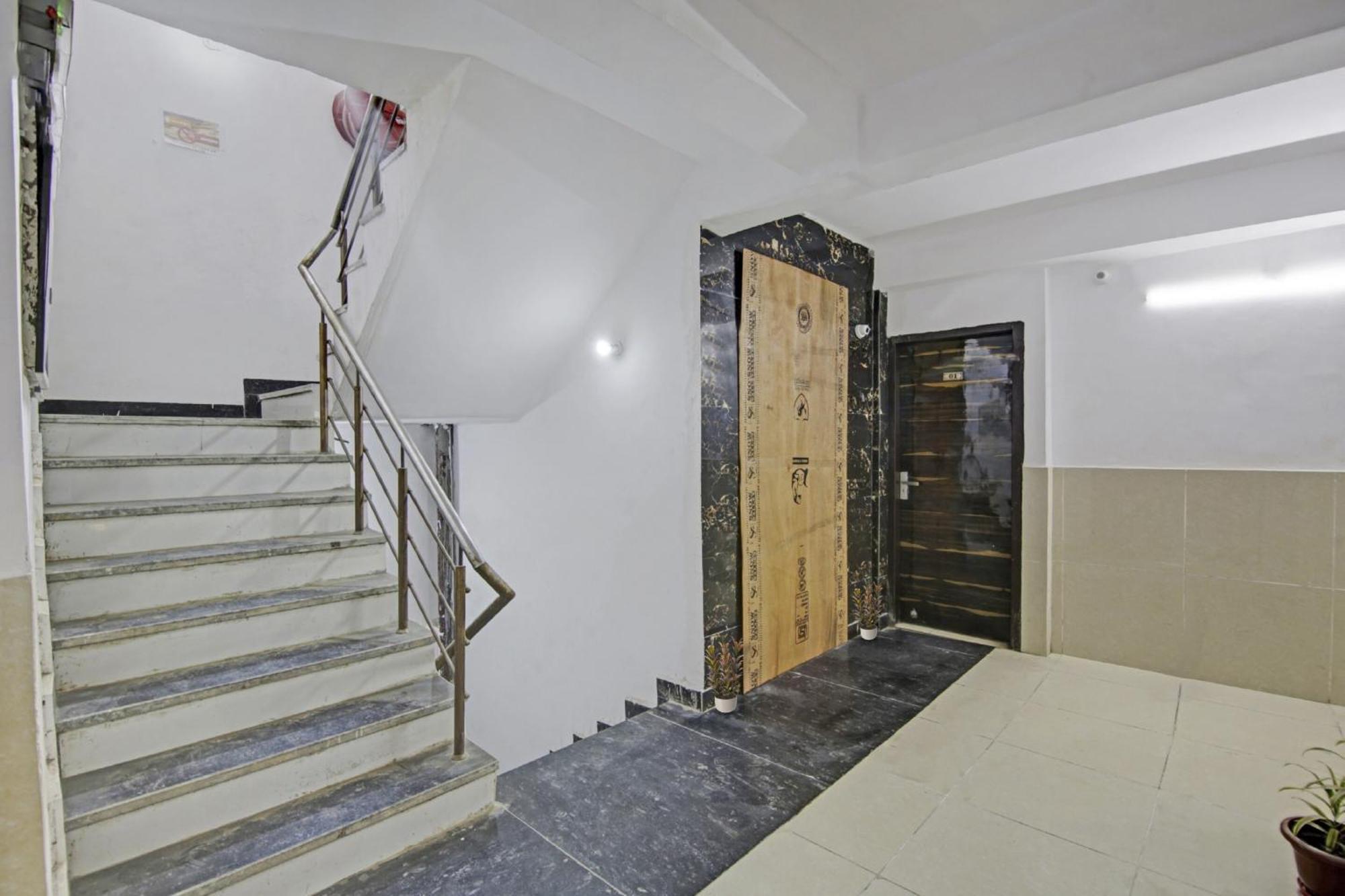 Hotel Green Olive Yeni Delhi Dış mekan fotoğraf